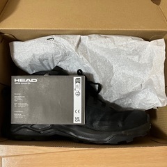 Salomon ミッドカット トレイルシューズ（ブラック）の画像