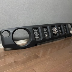 ジムニーシエラ　フロントグリル純正の画像