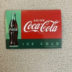 タイトーくじ　コカコーラ B賞 冷感クッション　E賞 缶バッチ&ステッカーの画像