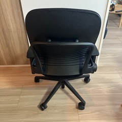 steelcase  オフィスチェアの画像