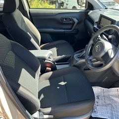 R4年式　車検R9年6月！ロッキー人気色　諸費用無し！の画像