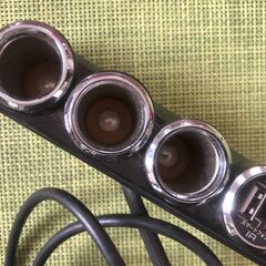 シガーソケット　３連+USBソケットの画像