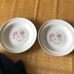 キキ&ララ　皿2枚の画像