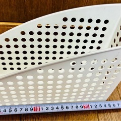 🉐3タイプ入れ物　お花🌸磁石の画像