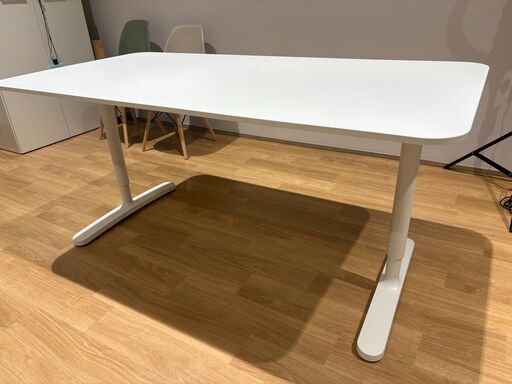 IKEA BEKANT デスク 160×80cm ホワイト 高さ調整可能（手動）