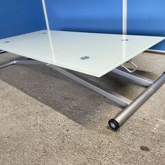 【格安】ニトリ センターテーブル 昇降式 ガラステーブル 強化ガラス 人気 早い者勝ち 引取歓迎 配送OKの画像