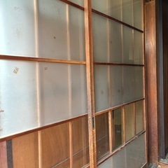 昭和のガラス引戸の画像