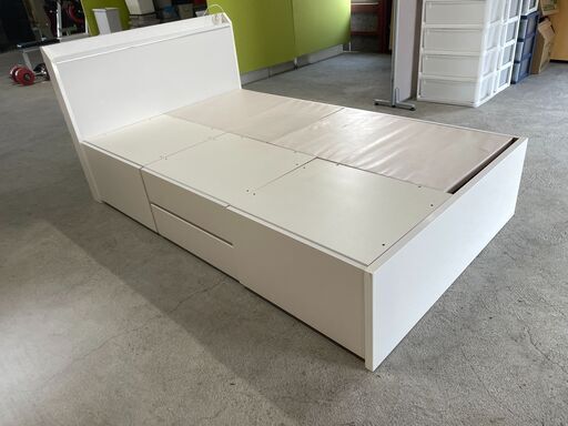 良品】ニトリ 収納付きベッドフレーム セミダブル 白系 多収納