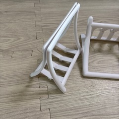 セリア　ブックスタンド　鴨居フック　の画像