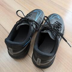 スニーカー　21.5cmの画像