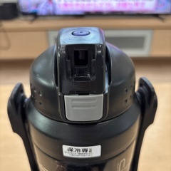 大きな水筒 2Lくらい位の画像
