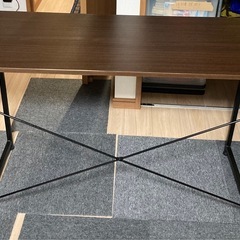机 テーブルの画像