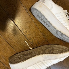 adidas スニーカー　２５センチの画像