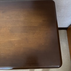 アンティーク風　テーブル　机の画像