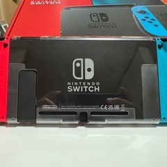 早い者勝ち！　超美品　使用時間小　任天堂　switch バッテリー強化版　フルセット　64GBメモリ付　ソフト2作品付き！の画像