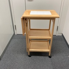 キッチンワゴンの画像