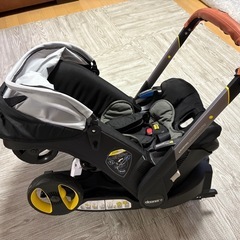 Doona+ チャイルドシート兼ベビーカー ＋ 予備カバー付きの画像