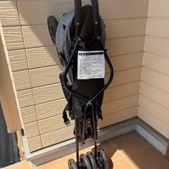 KISS　BABY キスベイビー　おでかけアルミバギーの画像