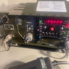 米軍V/UHFトランシーバー　AN/URC-101の画像