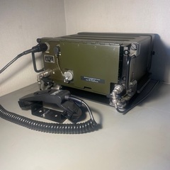 米軍V/UHFトランシーバー　AN/URC-101の画像