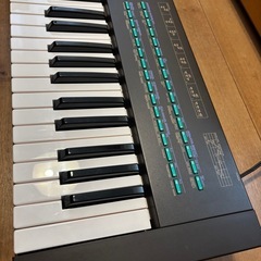 YAMAHA DX21 ディスプレイ換装済みの画像