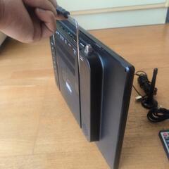 ポータブル液晶テレビ 録画可能 15.4インチ バッテリー内蔵、地デジ対応の画像