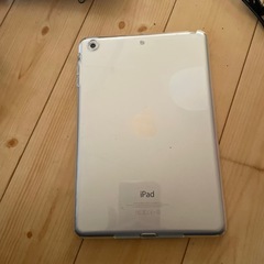 いったん止めます。初代iPad mini（白）WI-FIの画像