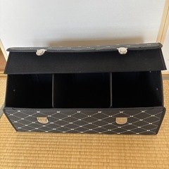 車用品　収納ケースの画像