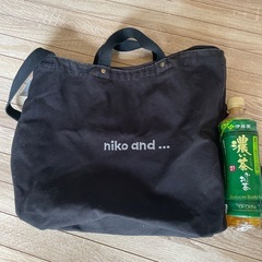 niko and…キャンバストートバッグの画像