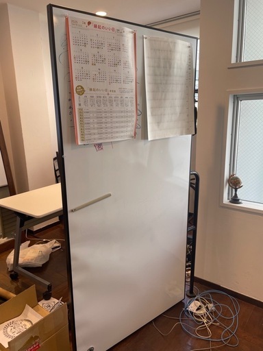 オフィスにぴったり！ホワイトボード　2種