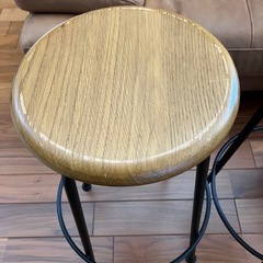 カウンターチェア2脚セットの画像