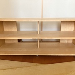 IKEA テレビ台　キャスター付き　ラック　板2枚付きの画像