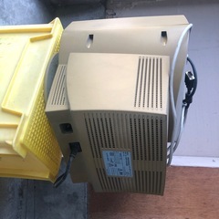 富士通　カラーCRTディスプレイの画像