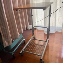 机の画像