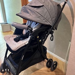 美品！2023年製ベビーカー Aprica ラクーナクッションフリーAC