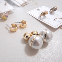 ゴールドピアス7点まとめ売り　アダストリア　BEAMS OPAQUE.CLIPの画像