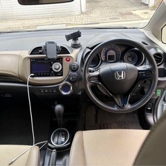 フィットシャトル　ハイブリッド　HONDA Fit 車検2年付込み込みの画像
