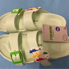 子供用サンダルの画像