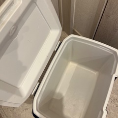 Coleman クーラーボツクス アウトドア、キャンプ用の画像