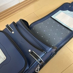 美品⭐︎軽量　ランドセル 男の子 ブルー 小学生の画像