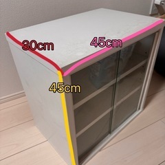 食器棚(白)の画像