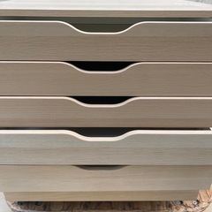 収納家具の画像