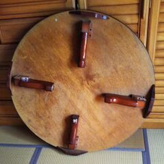 丸型座卓の画像