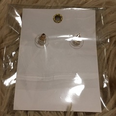 ピアス 未使用品の画像