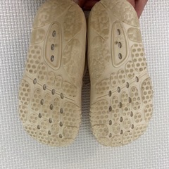 petit main 水抜きソール　サンダル　16cmの画像