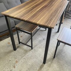 リサイクルショップどりーむ　No3652 ニトリ　ダイニングテーブルセット　イス２脚　ベンチイス一脚　3～４人掛けの画像
