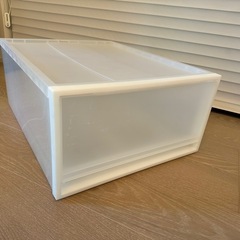 無印　ポリプロピレン　クローゼットケース　　中 約幅４４×奥行５５×高さ２４ｃｍ の画像