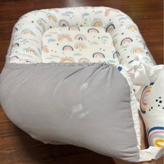折りたたみ式 取り外し可能な赤ちゃん用ベッド、バイオニック取り外し可能な枕、トラベルバッグ、持ち運び便利、抗圧縮性赤ちゃんベッドの画像