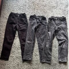 【美品】キッズ ブラックジーンズ3本セット 140cm ブラック ZARA & Uniqloの画像