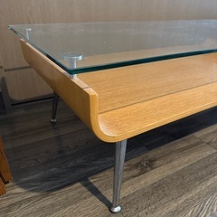 ガラステーブル　0円の画像